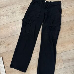 Black low rise cargo pants